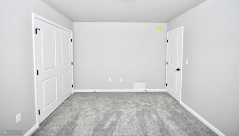 2387 Eagle Valley Drive S