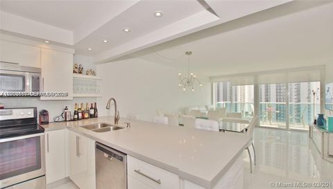 100 Bayview Dr