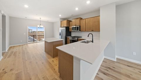 14606 Rhinestone Street NW