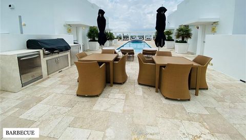 9400 E Bay Harbor Dr