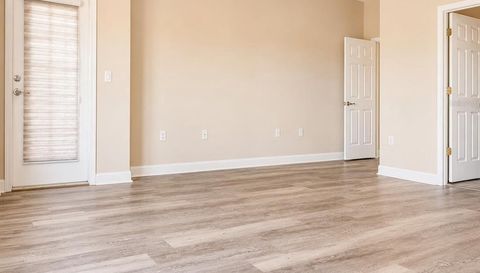 3180 WINDING TRAIL