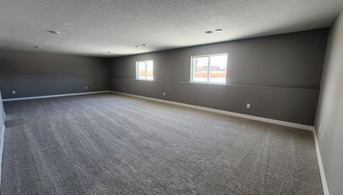 3195 Sunshine Curve NW