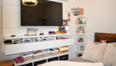 180 LAKE SMART CIRCLE