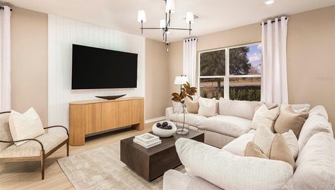 1090 SILVERLAKE BOULEVARD