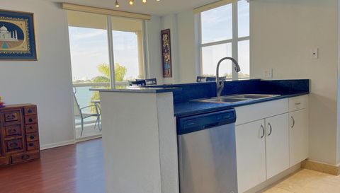 1625 KENNEDY CSWY North Bay Village