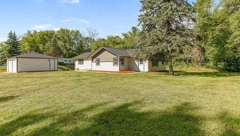 2454 221st Avenue NE