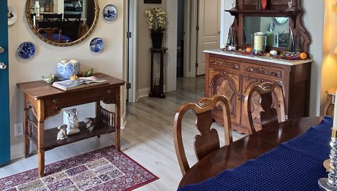 3925 Manatee Club Dr