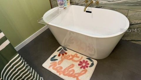 1410 W HUMPHREY STREET