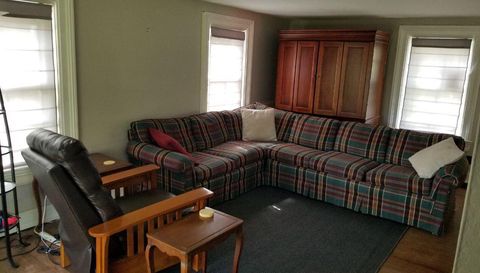 2536 Old Glenview Rd