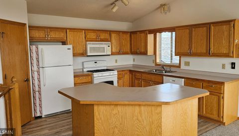 23453 Arrowhead Street NW