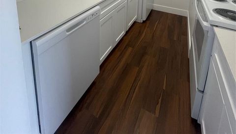 1251 Benoist Farms Rd