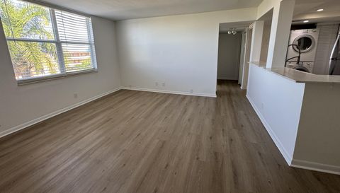 1600 SE 15th St APT 607