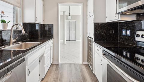 9101 E Bay Harbor Dr