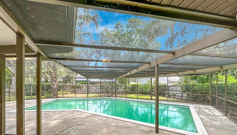 3944 NW 40th Ct