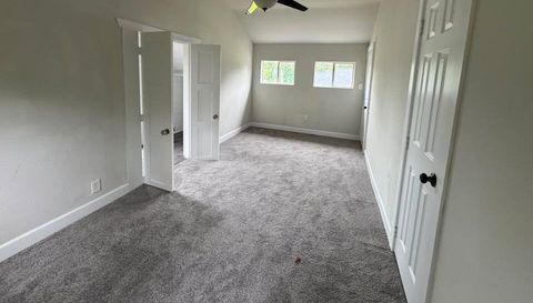 8105 Parker Rd