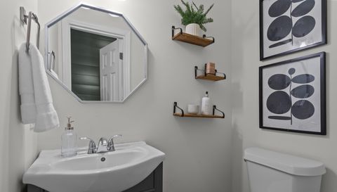 314 Lamplighter Ln SE