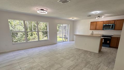 4502 Philadelphia Cir