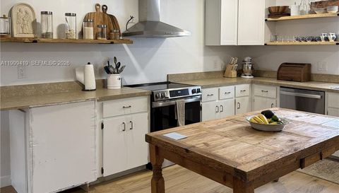 625 Whippoorwill Ter