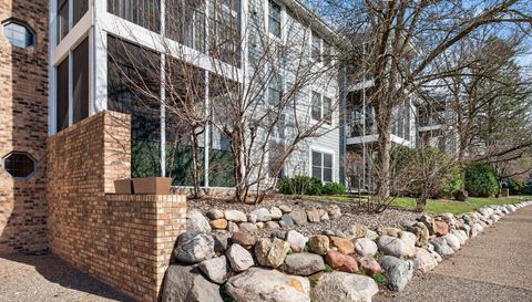 3020 Saint Albans Mill Road
