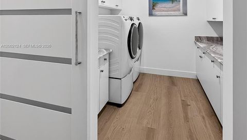 8871 New River Falls Rd