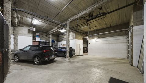 3234 N CENTRAL Avenue