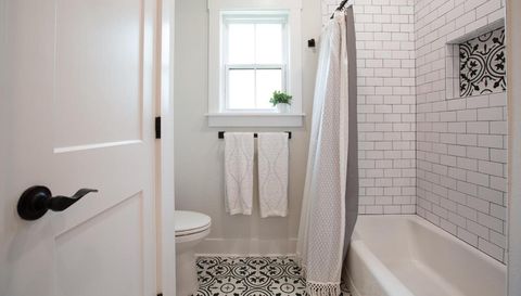 3395 Mariana Oaks Dr