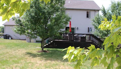 1027 Blackthorn Cove