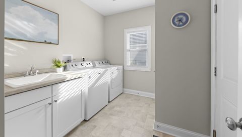 1121 Blackberry Shore Lane