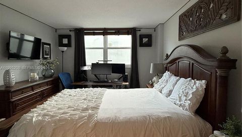 401 Ocean Dr