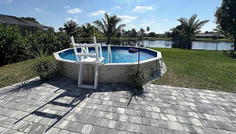 5052 Woodstone Circle