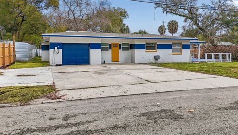 1102 E River Cove St