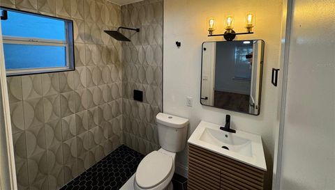 1119 NEWTON AVENUE S