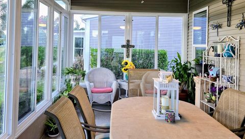 3925 Manatee Club Dr