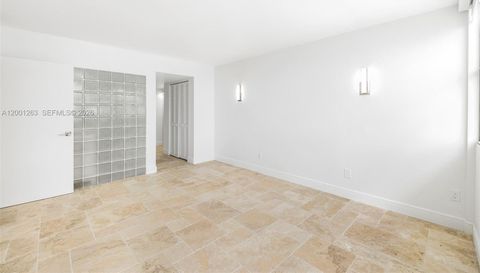 1420 Brickell Bay Dr