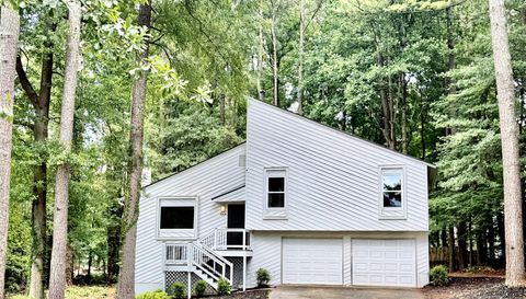 3904 Trade Wind Ct