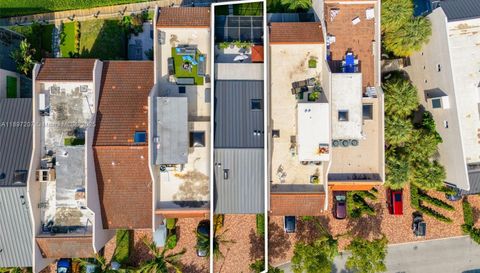 6124 Paradise Point Dr