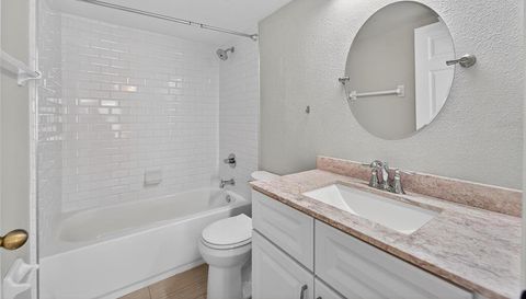 658 GREEN VALLEY ROAD