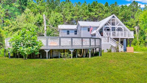 640 Old Pamlico Beach Rd W