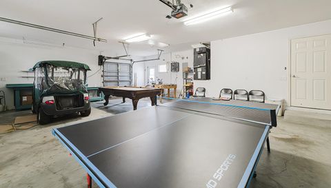 240 N Country Club Dr