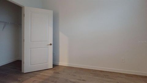 7949 LAKES EDGE LANE