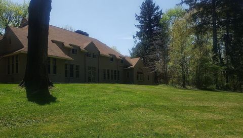 739 Cohasset Dr