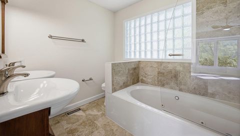 29 Small Mountain Dr