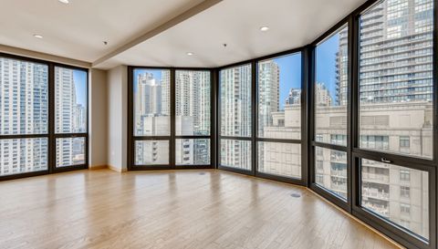 635 N Dearborn Street