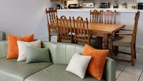 3930 S Roosevelt Blvd