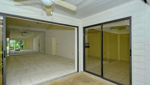 4635 Oak Forest