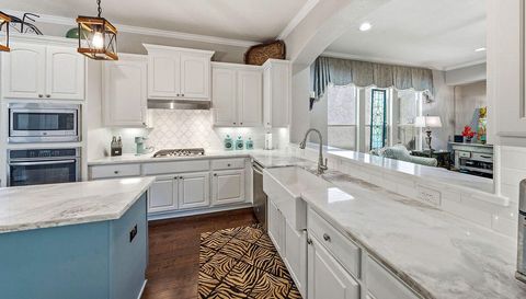 2813 Shadow Woods Ct