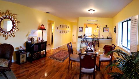 6303 SE Williamsburg Dr