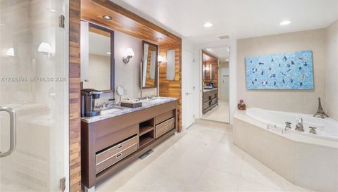 6899 Collins Ave