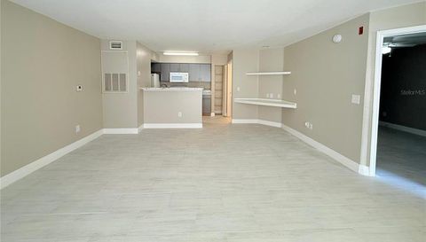 2214 GRAND CAYMAN COURT