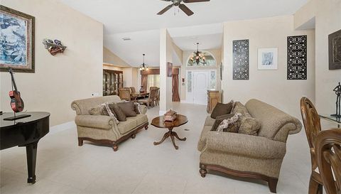 445 Bayshore